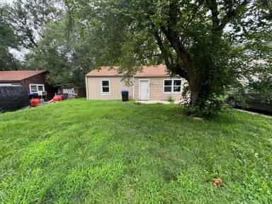 Main picture of 316 SE Pinecrest Dr