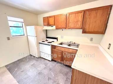 Main picture of 809 E Huntsville Ave