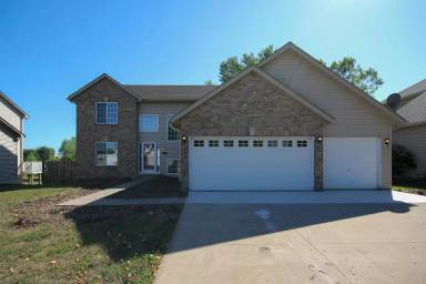 Main picture of 5764 200th St W