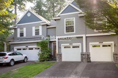 Main picture of 9595 SW 153rd Ave