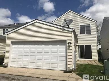 Main picture of 995 Symphony Dr