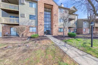 Main picture of 4381 Village Parkway Cir W
