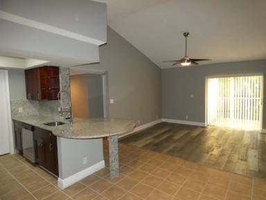Main picture of 5740 Rock Island Rd