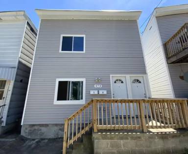 Main picture of 453 Norton St