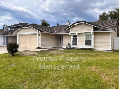 Main picture of 885 Pinewood Dr
