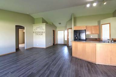 Main picture of 5823 Saddle Creek Ln