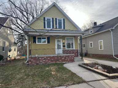 Main picture of 2407 S 10th St