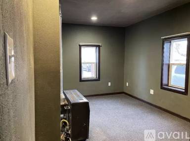 Main picture of 135 S Main Ave