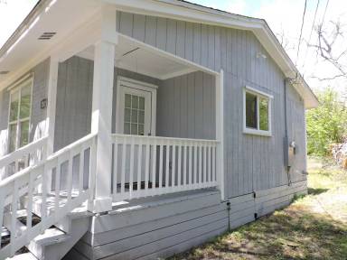 Main picture of 3202 W Lee St