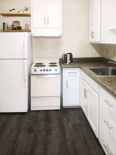 Main picture of 2601 Delano Ave