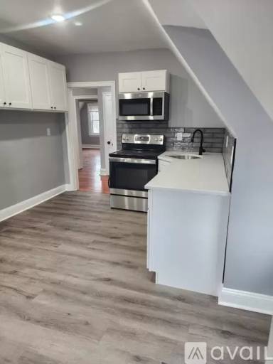 Main picture of 380 E Vernon Rd