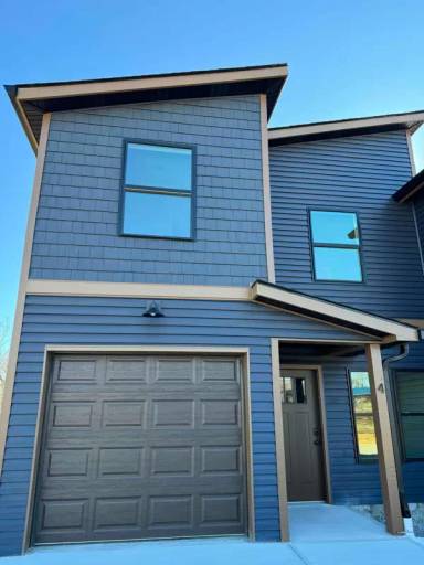 Main picture of 56 Holloway Dr