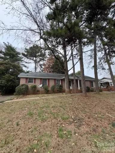 Main picture of 2929 Amity Garden Ct