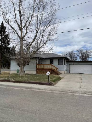 Main picture of 226 N 9th St