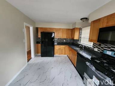 Main picture of 117 68th Pl