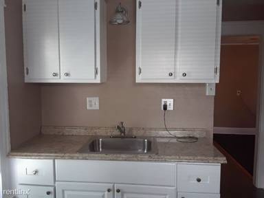Main picture of 2311 W 7th St