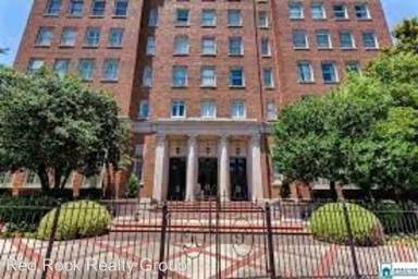 Main picture of 2250 Highland Ave S