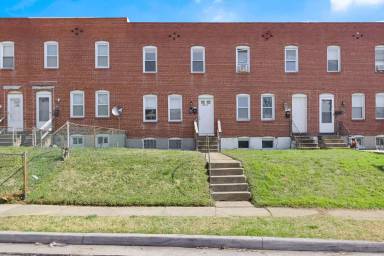 Main picture of 2961 Yorkway