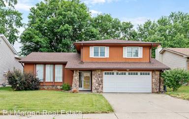 Main picture of 6028 N 110th Cir