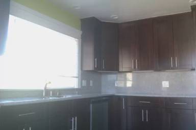 Main picture of 917 Grand Ave