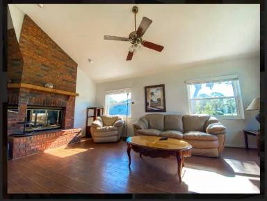 Main picture of 601 Shetland Cir