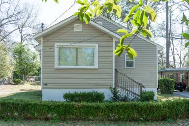 Main picture of 536 Basin St