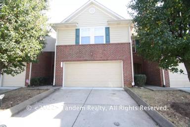 Main picture of 502 Heath Pl