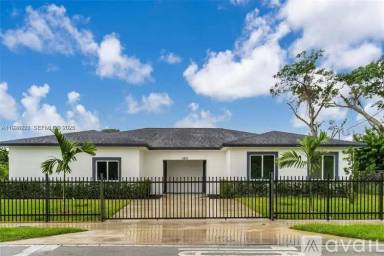 Main picture of 11870 SW 220th St