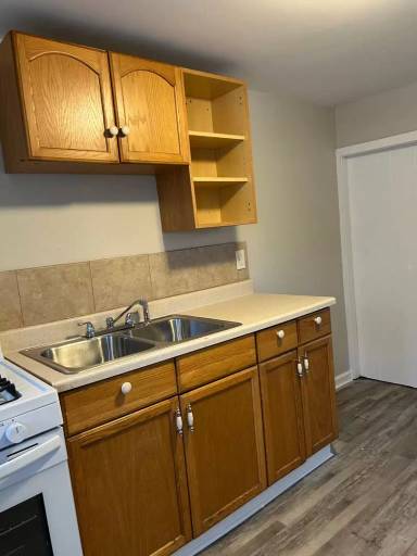 Main picture of 11 N 4th St