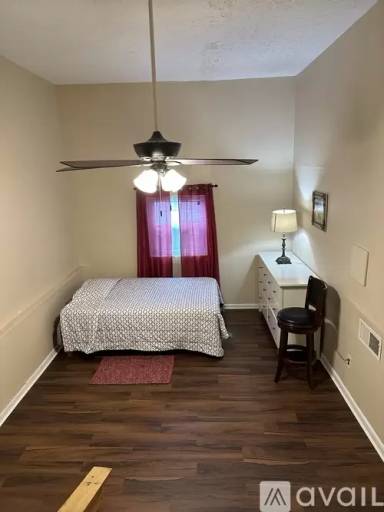 Main picture of 219 Cedarmont Cir