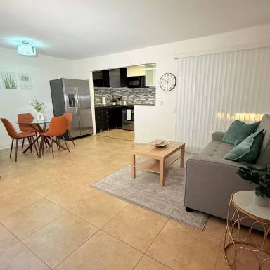 Main picture of 7980 Mission Center Ct