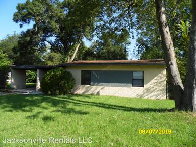 Main picture of 5327 Baycrest Rd