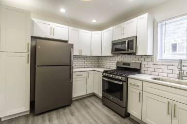 Main picture of 5140 Keystone St