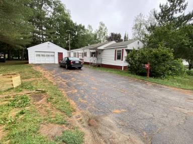 Main picture of 40 Highland Ave