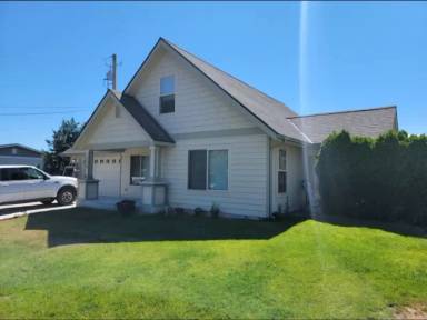 Main picture of 1519 Springwater Ave