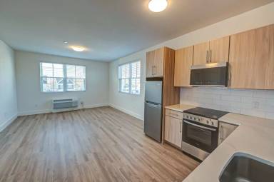 Main picture of 11 1st Ave