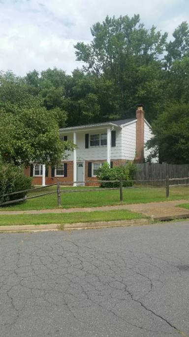 Main picture of 5600 Nibbs Ct