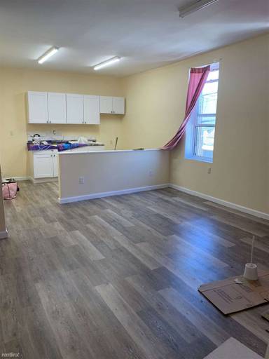 Main picture of 1070 Bay Ridge Ave