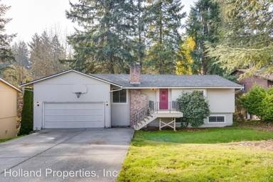 Main picture of 18040 SW Salix Ridge St