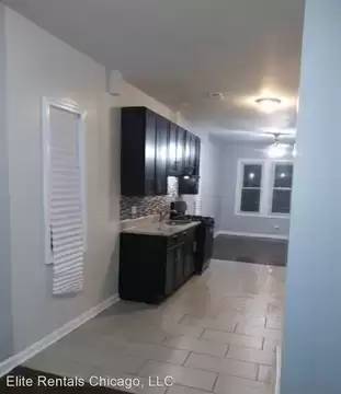 Main picture of 8253 S Brandon Ave
