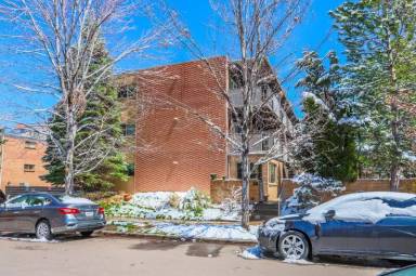 Main picture of 50 N Clarkson St