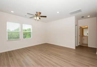 Main picture of Harbor Hill Apartments