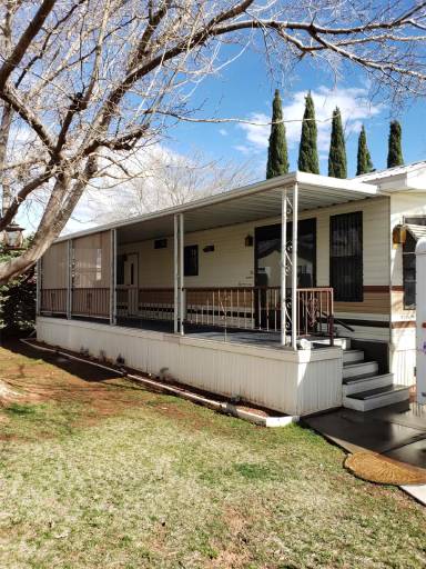 Main picture of King's Row Estates