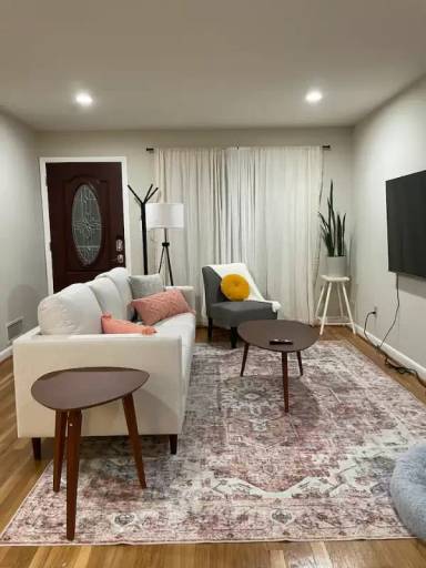 Main picture of 134 Jasper Pl