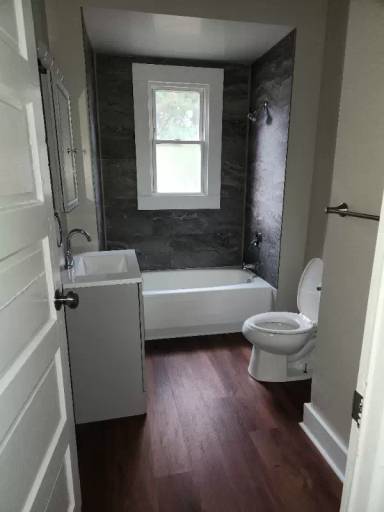 Main picture of 9 Lakeview Ave