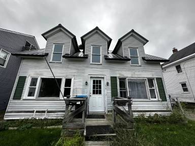 Main picture of 16 Wood St