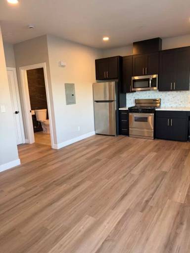Main picture of 3363 A St