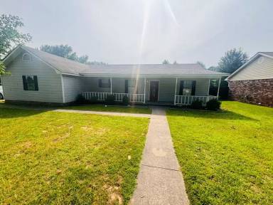 Main picture of 11 Chad Ct