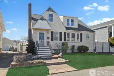 Main picture of 19 Woodward St