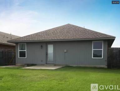 Main picture of 19720 Serenade Way
